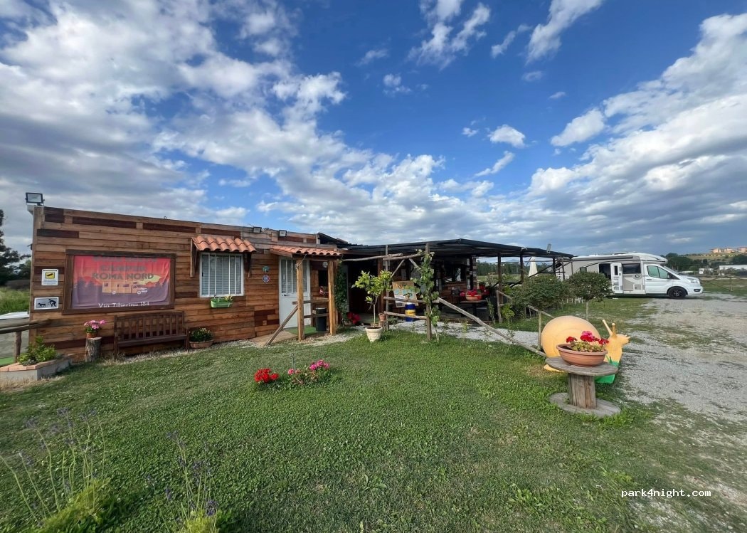 Area sosta Camper Roma Nord