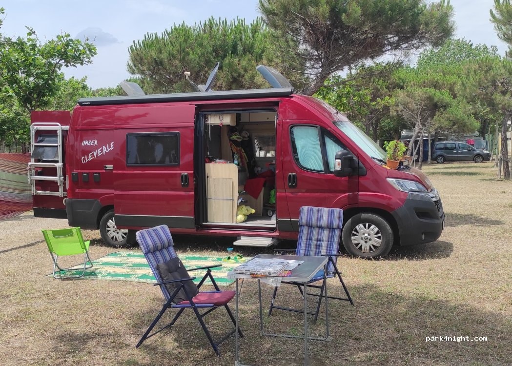 Lido Nettuno - Parking Camper