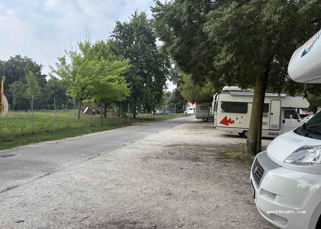 Camper Stop Area 31100 Treviso TV