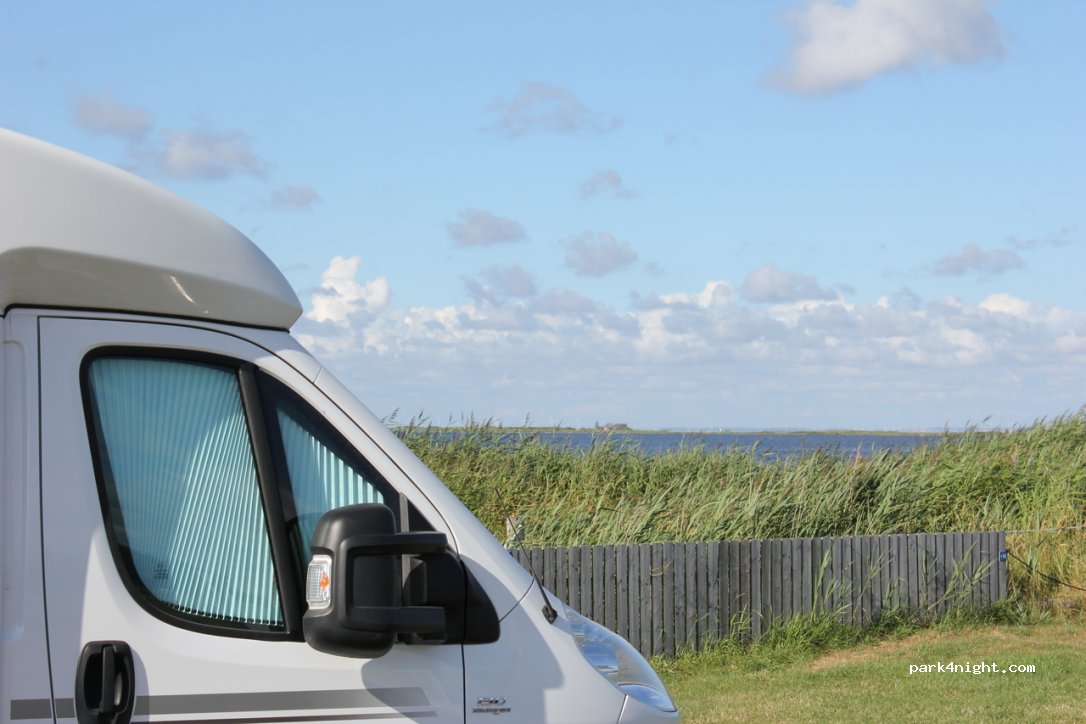 Autocamper plads Hvide Sande Havn