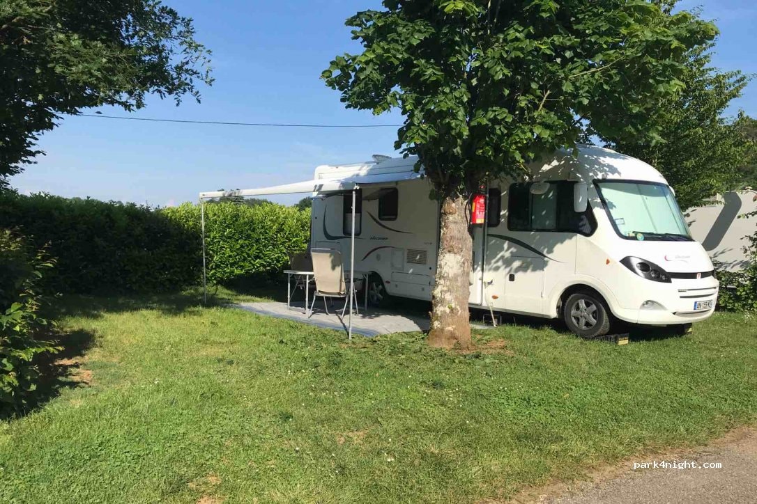 Parking pour camping-cars Domme