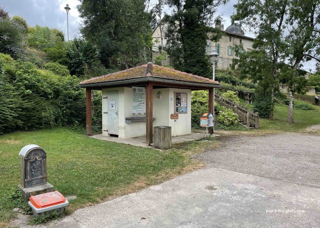 Camper Parking Monthureux