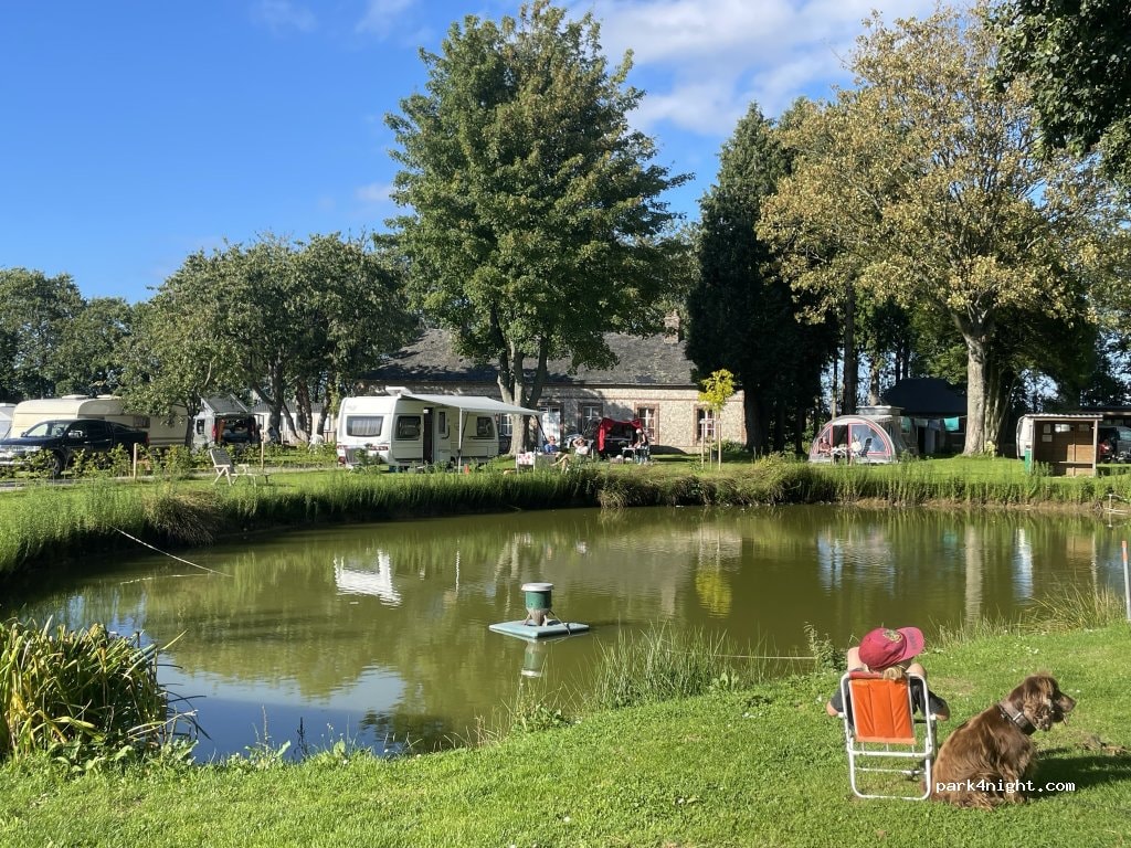 Aire Camping Car Écretteville-lès-Baons