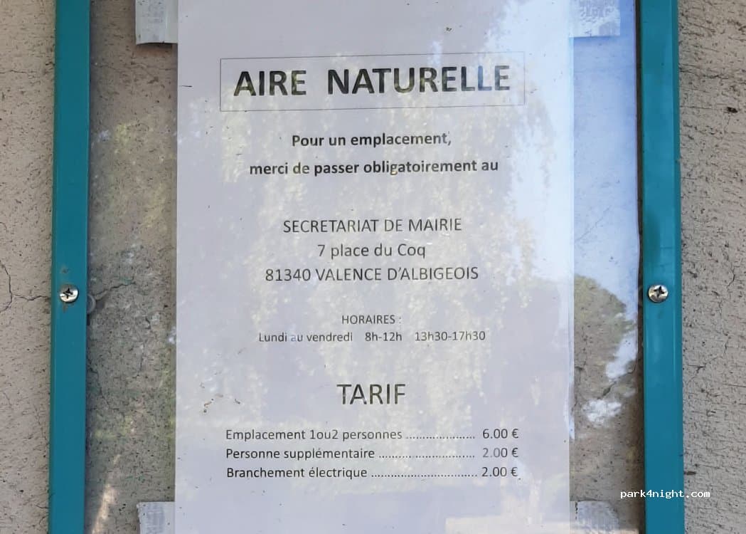 Aire de camping-car VALENCE D'ALBIGEOIS