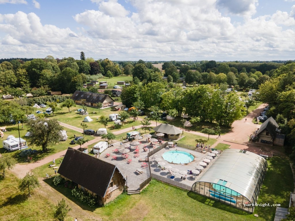 aire de services et stationnement camping cars 61300 Chandai