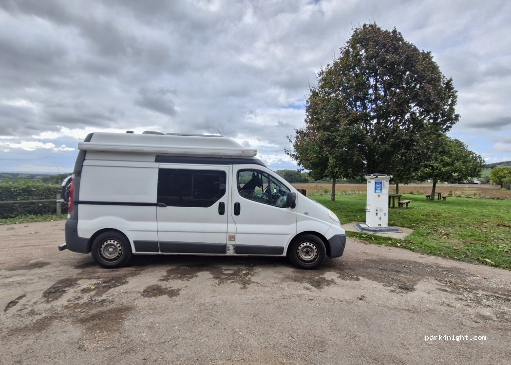 Humbligny Motorhome Aire