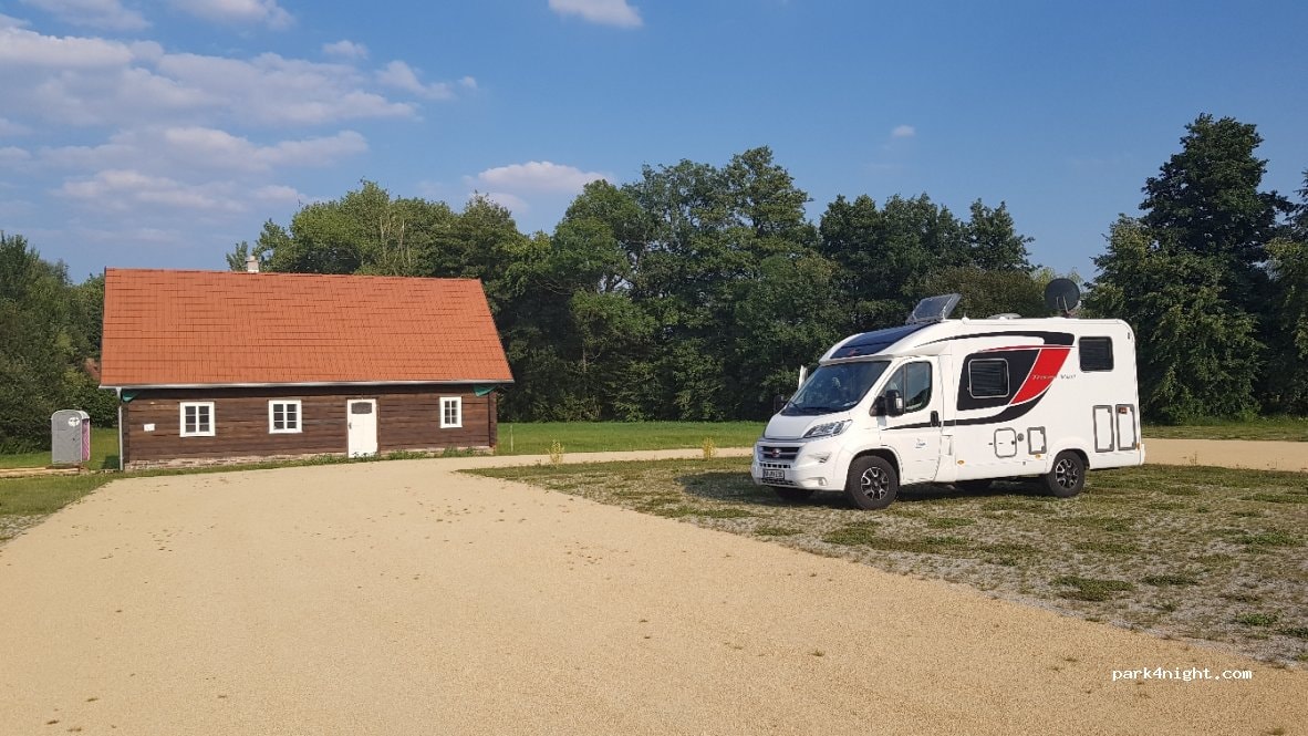 Wohnmobilstellplatz „Am Erlichthof“ Rietschen
