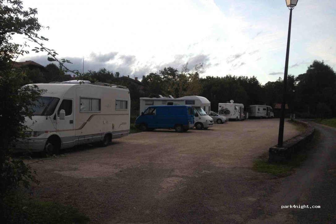 Aire de camping-car CARDAILLAC