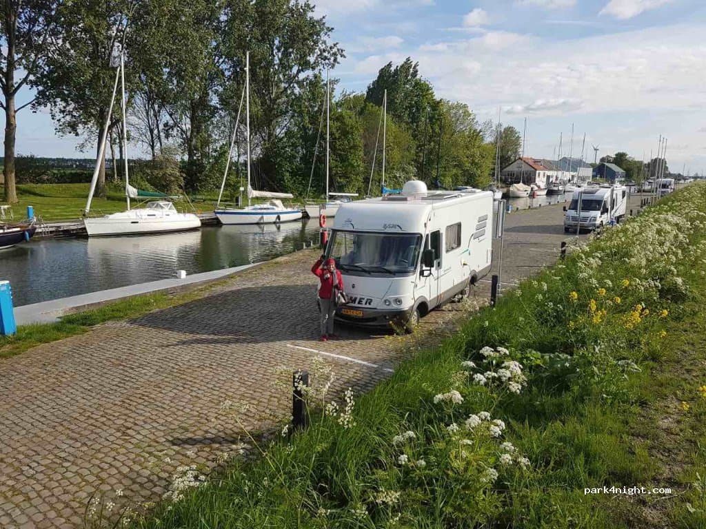 Camperplaats Jachthaven Middelharnis