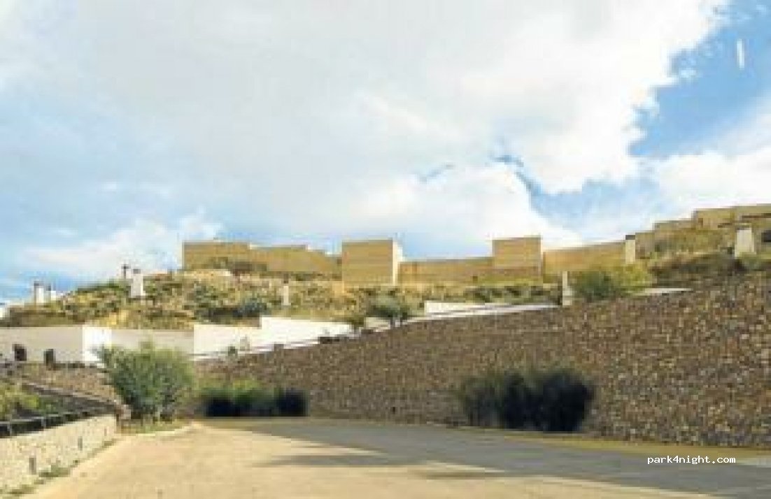 Área autocaravanas Puerto Lumbreras