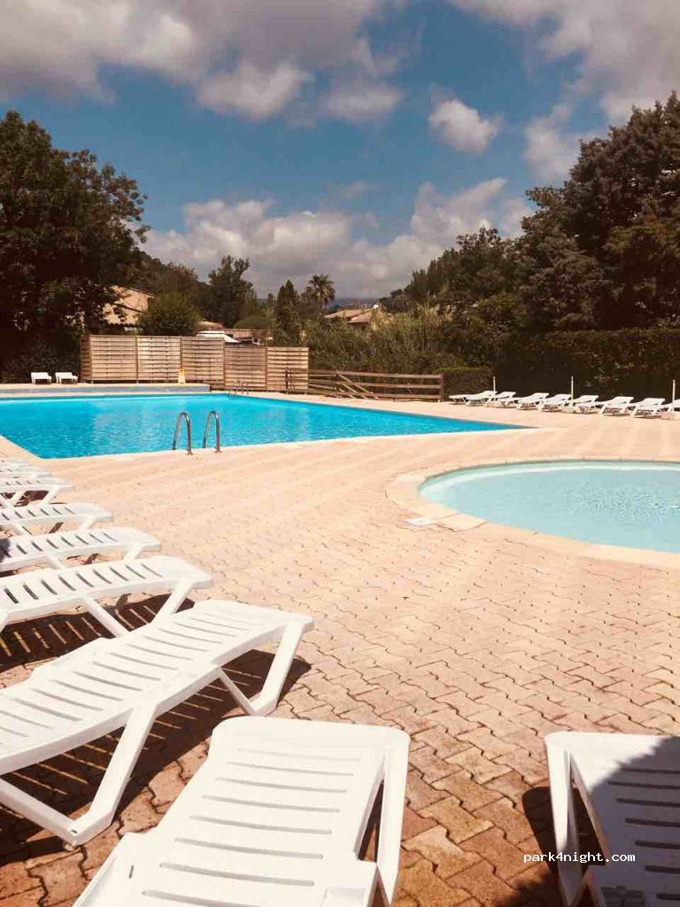 Camping Les Mimosas