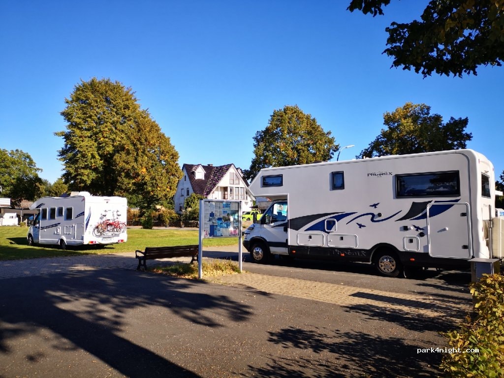 Wohnmobilstellplatz Auf Dem Kamp