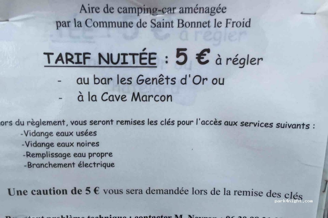 Aire de camping-car SAINT BONNET LE FROID