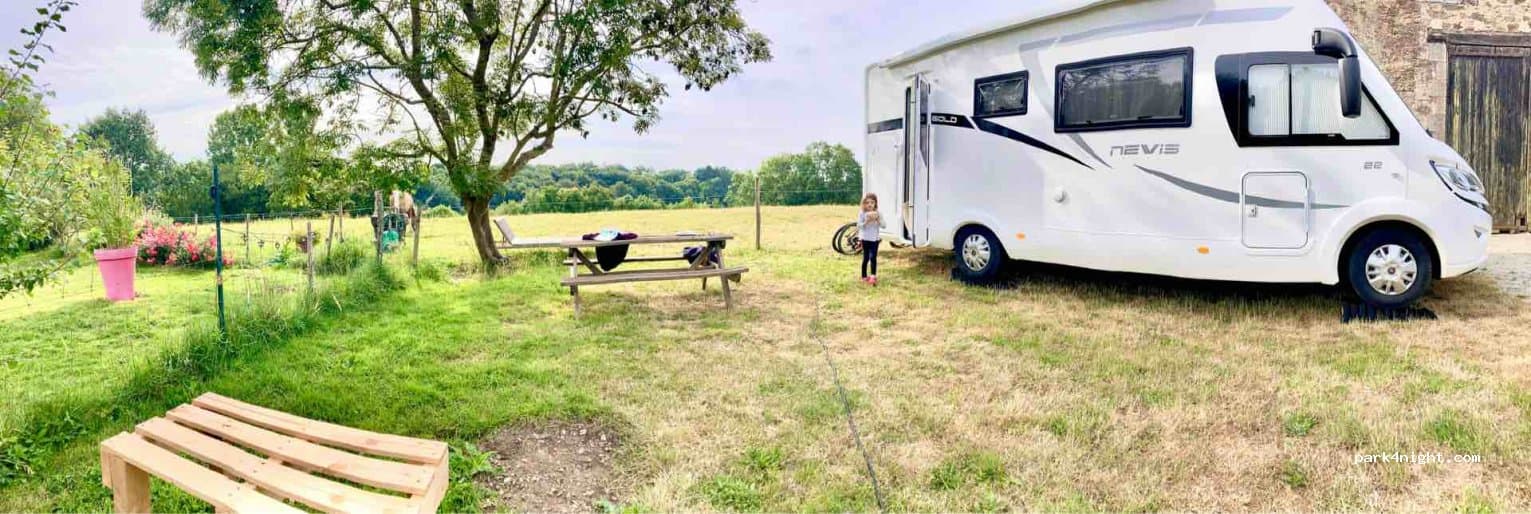 Aire de camping-car LA ROCHE SUR YON