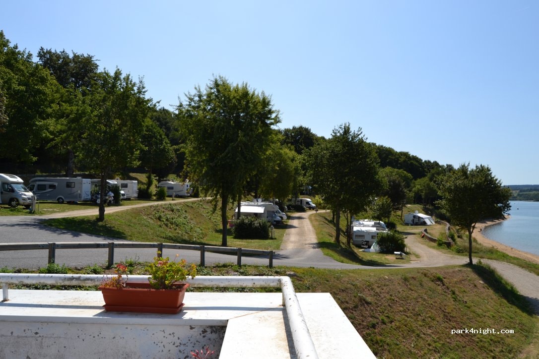 Camping car park - Salles Curan