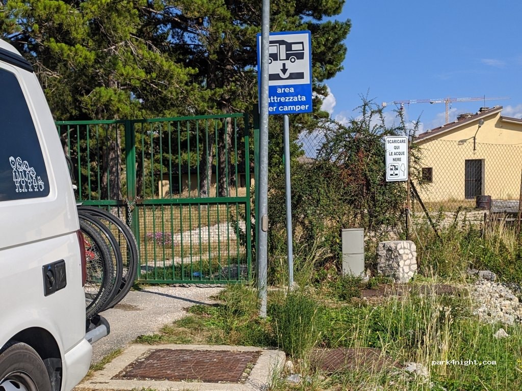 Parcheggio Camper e Autobus Santo Stefano di Sessanio