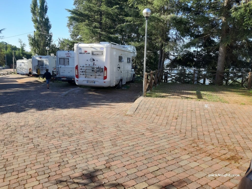 Area Camper gratuita 85040 Nemoli PZ