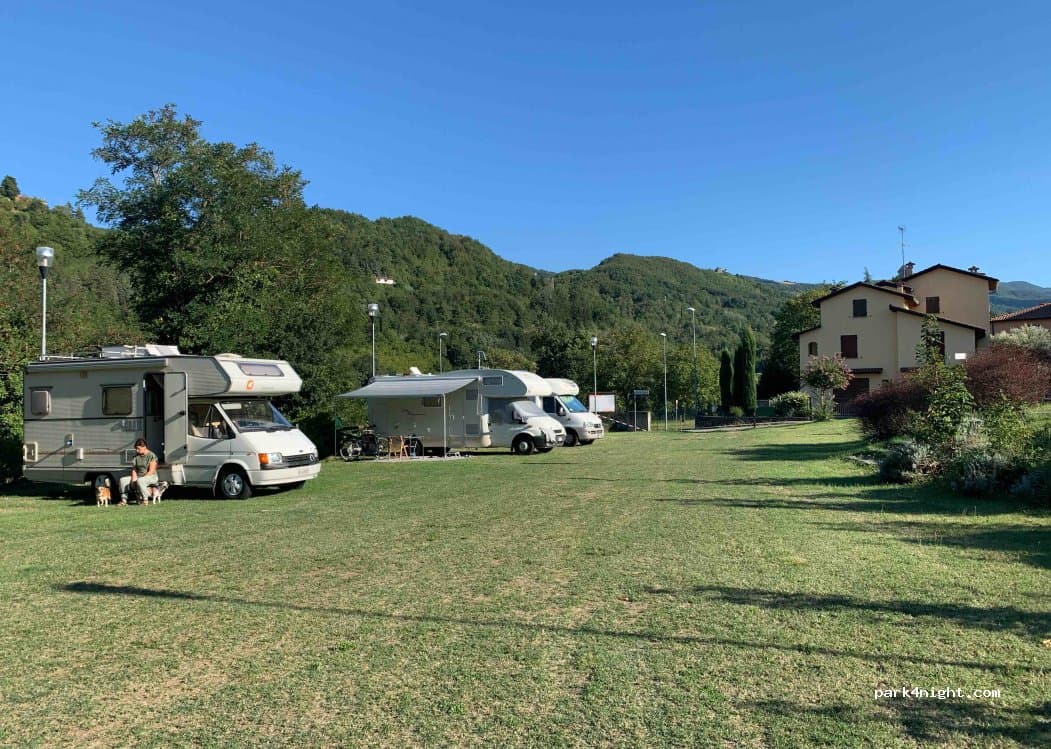 Caravan Parking Castel del Rio