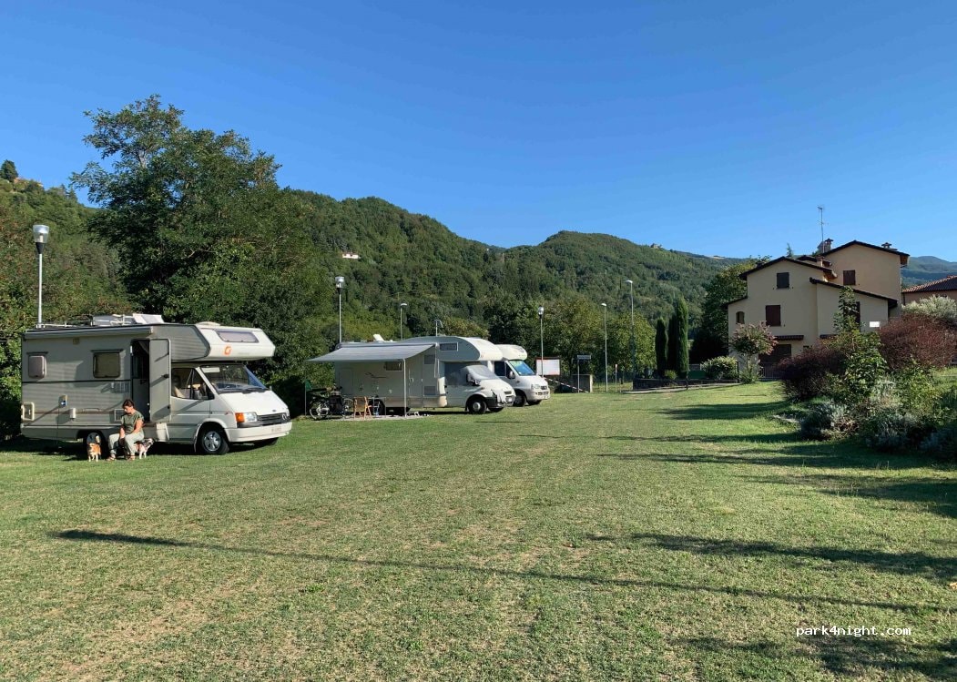 Caravan Parking Castel del Rio