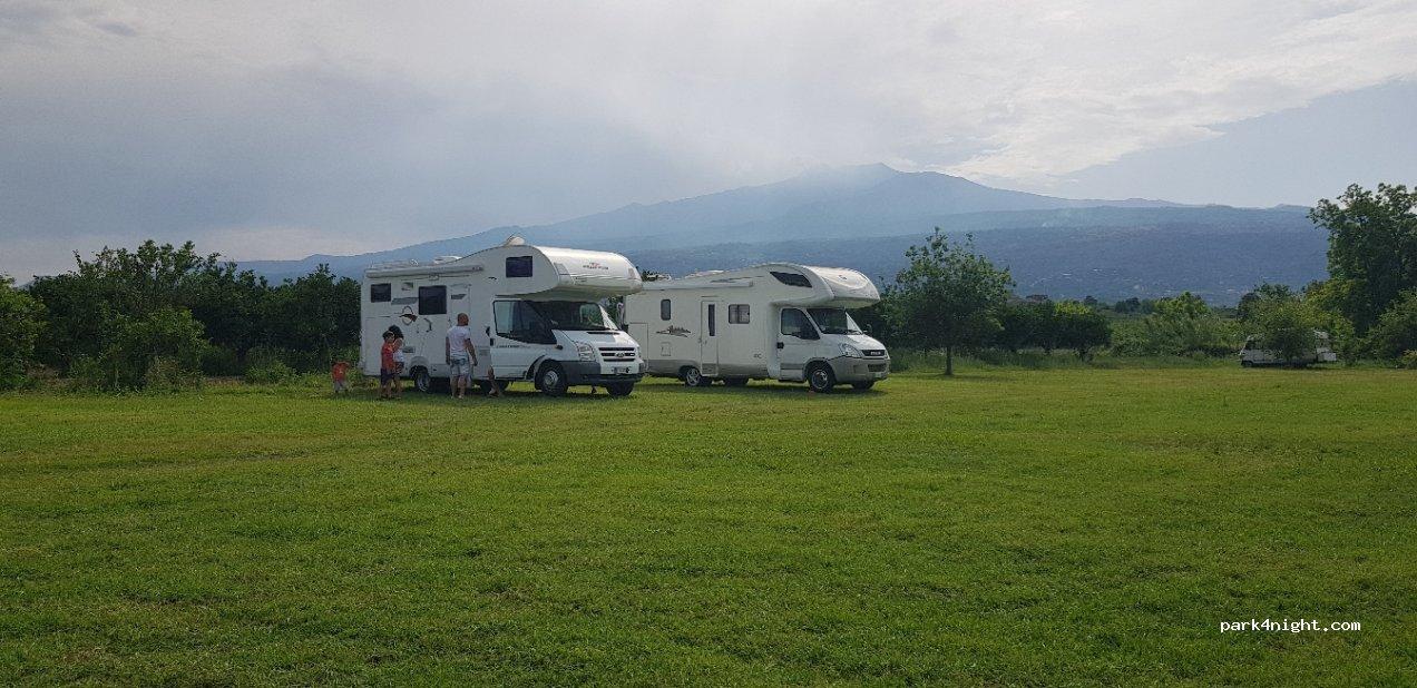 Oasi Park Garden Club - area sosta camper