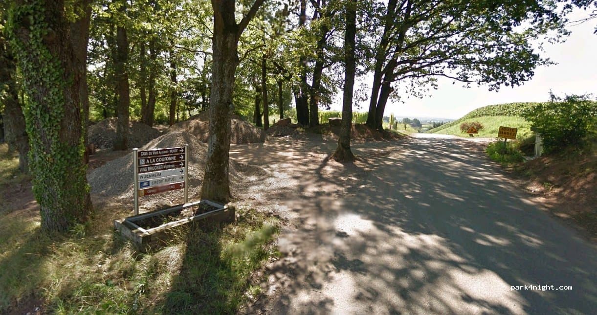 aire de stationnement camping cars 68500 Wuenheim