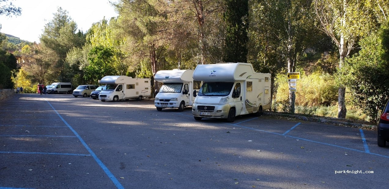 Área autocaravanas Montán
