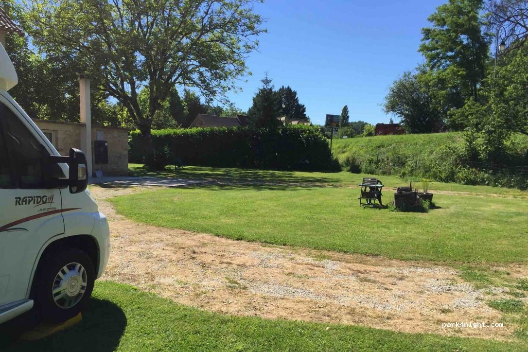 AIRE DE SERVICE ET DE STATIONNEMENT Les Ch'tis