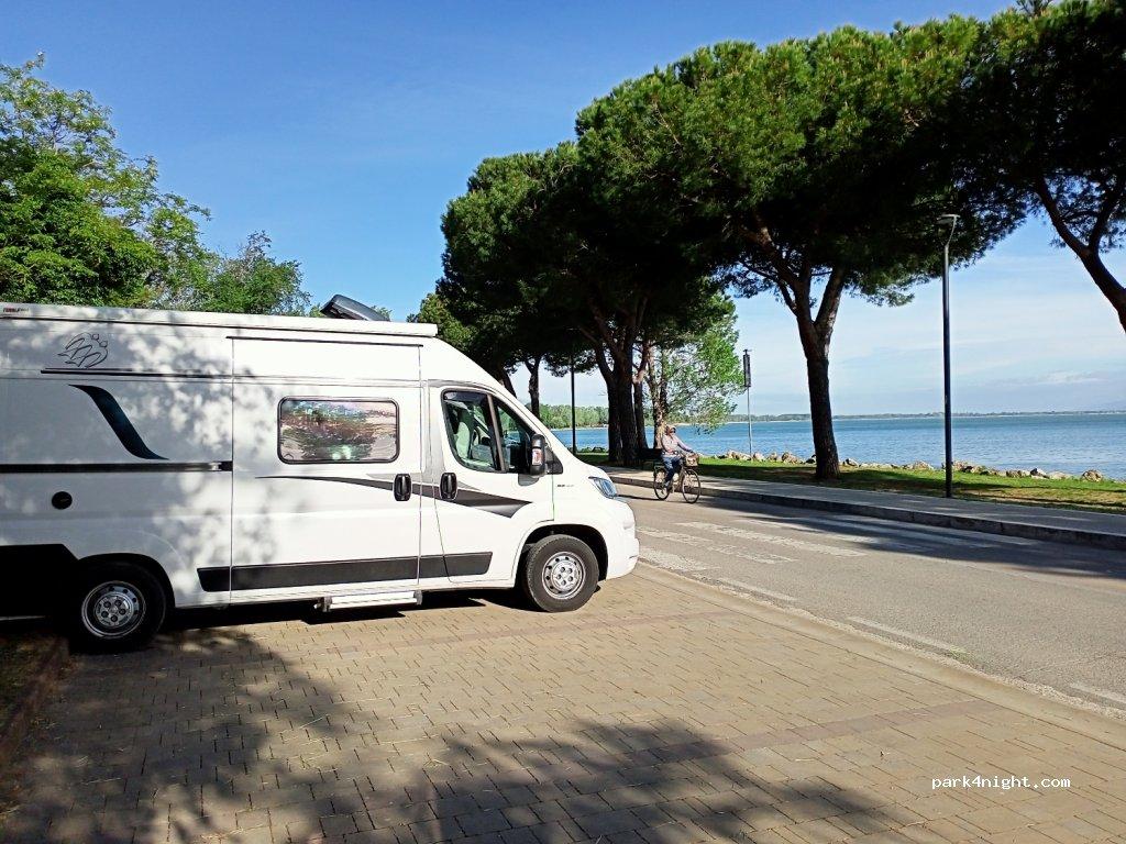 Camper Parking - Castiglione al lago