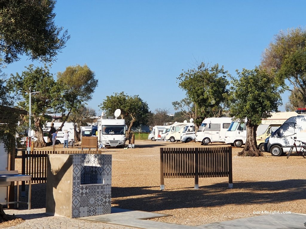Área autocaravanas A Carixa
