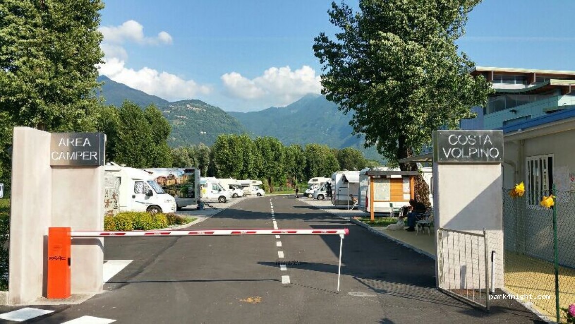 Camper Parking Area - Costa Volpino