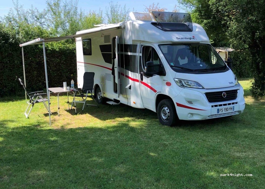 Aire de Camping Car Rocroi