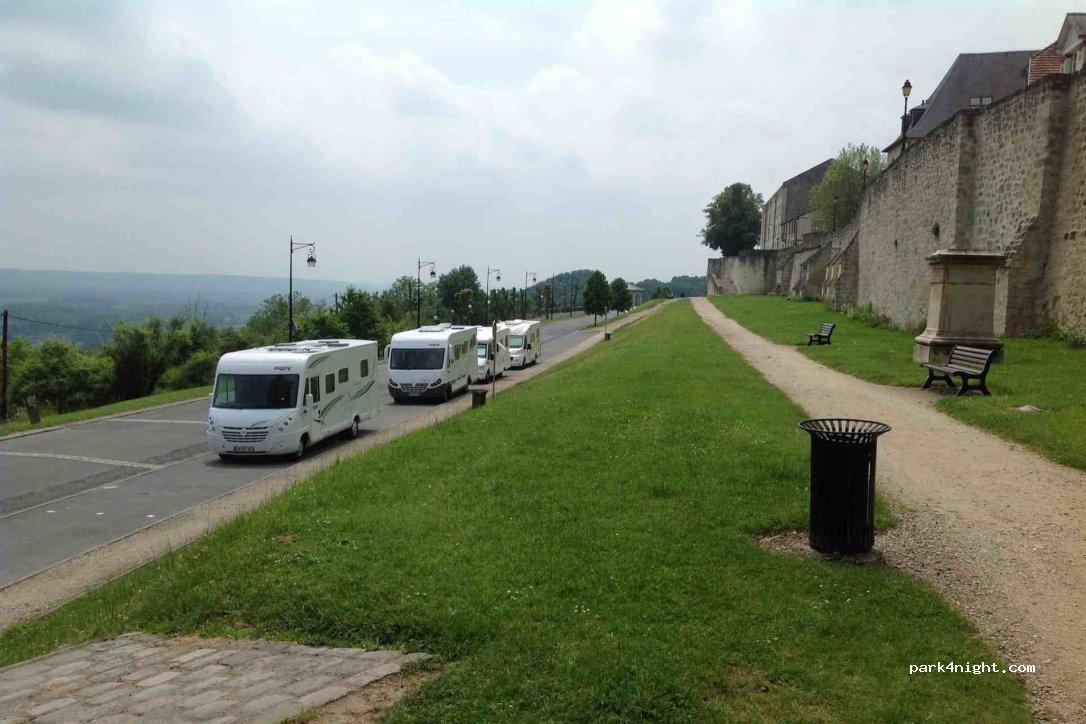 Parking Camping-Car - Promenade de la Couloire