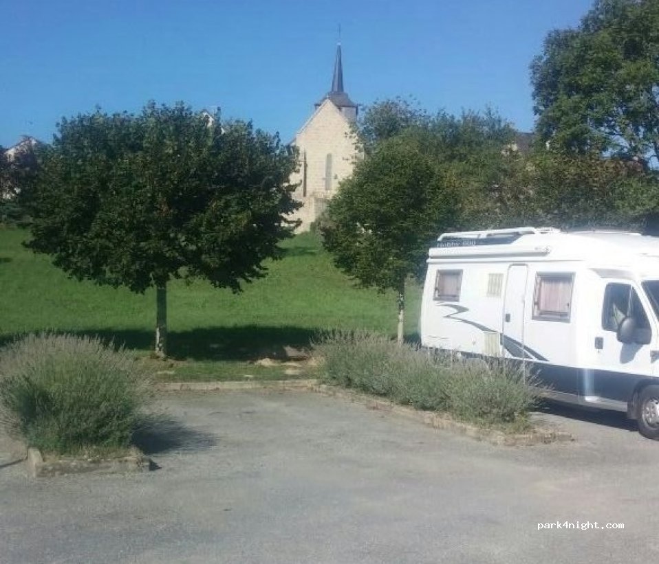 Cressat Aire camping-car