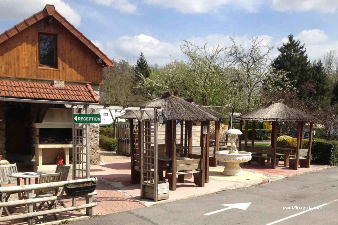 Camping Paris Beautiful Village