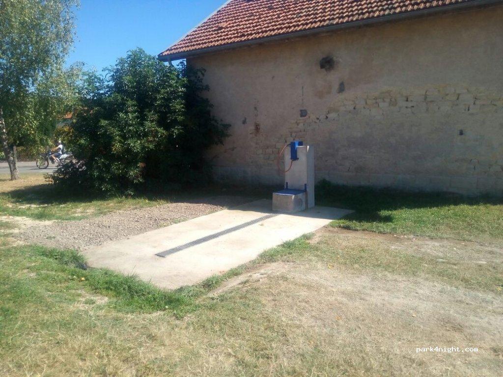 aire de stationnement camping cars 55320 Dieue-sur-Meuse