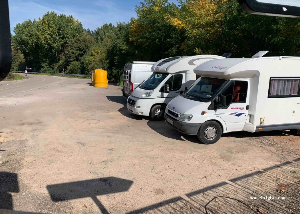 Area autocaravanas Salas