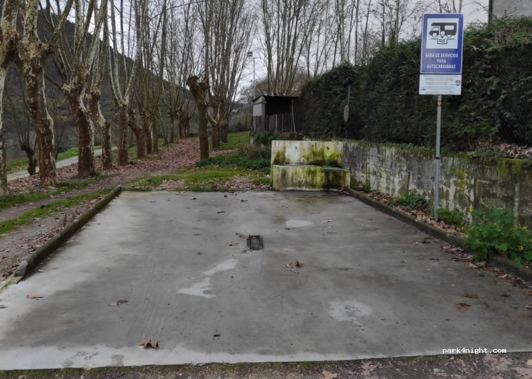 Área autocaravanas Ribadavia