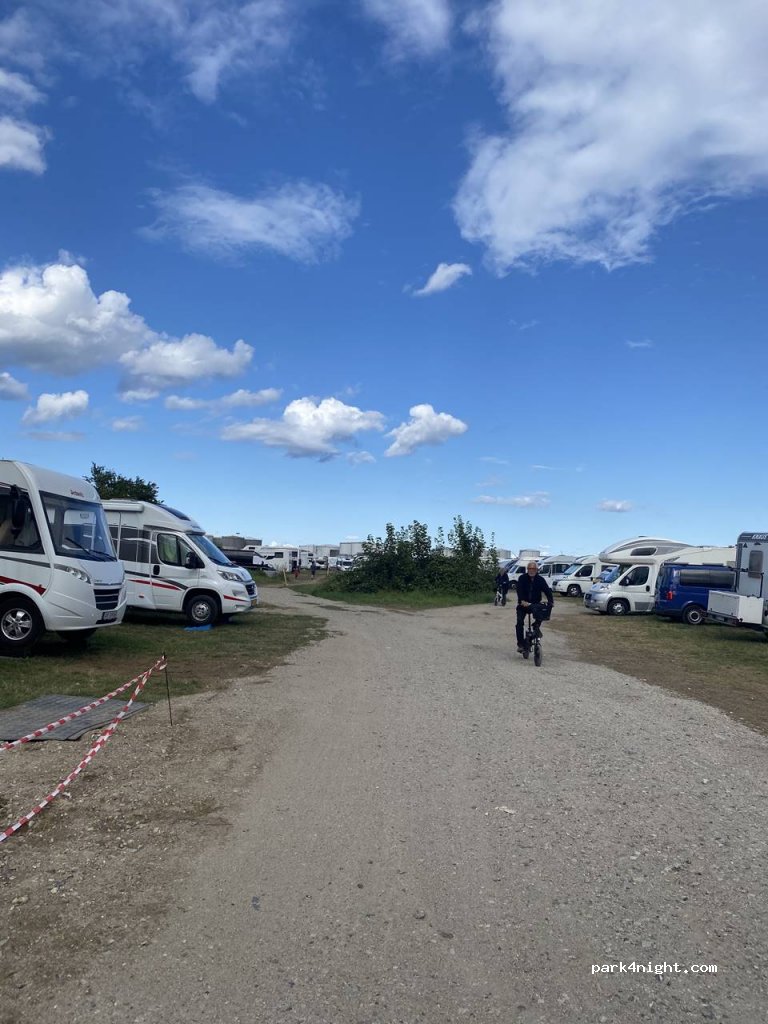 Kastrup campervan parking
