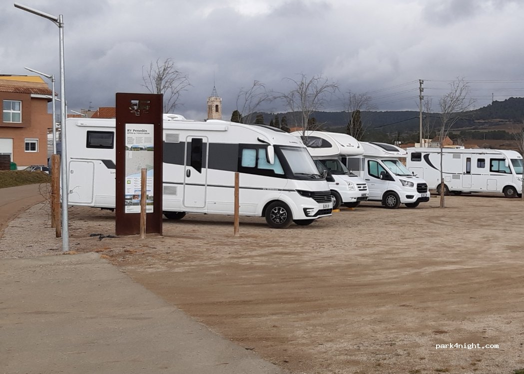 Área autocaravanas El Pla del Penedés