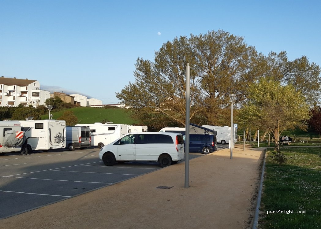 Área autocaravanas Jalance