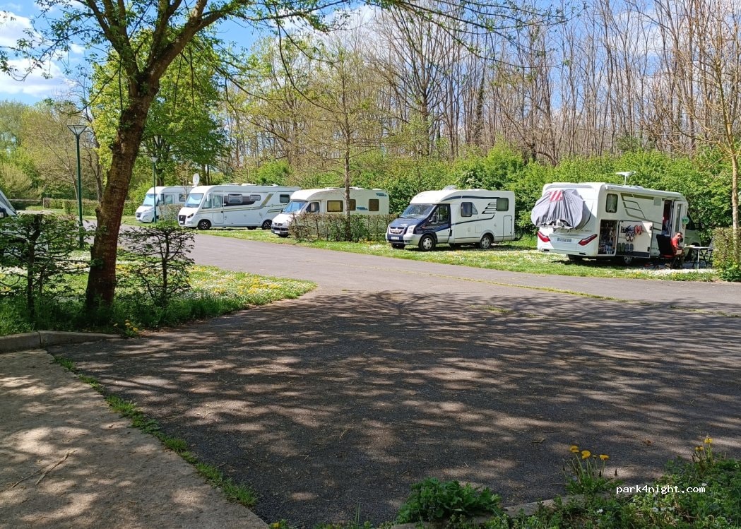 Briare-le-Canal Camping-Car Aire