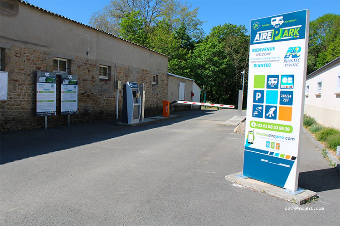 Aire de camping-car Riantec