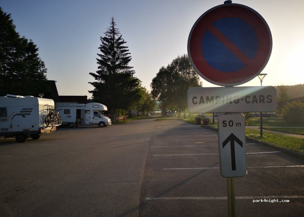 Aire camping-car Labergement-Sainte-Marie
