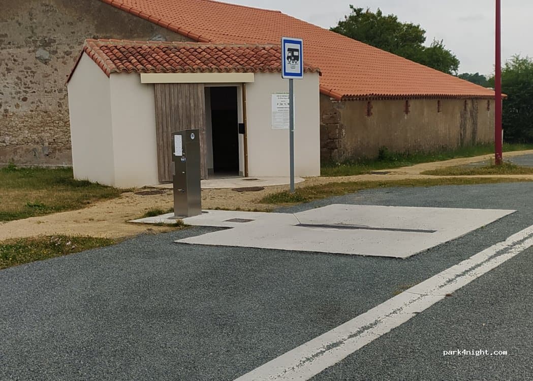 Aire de service de camping-car de Chanverrie