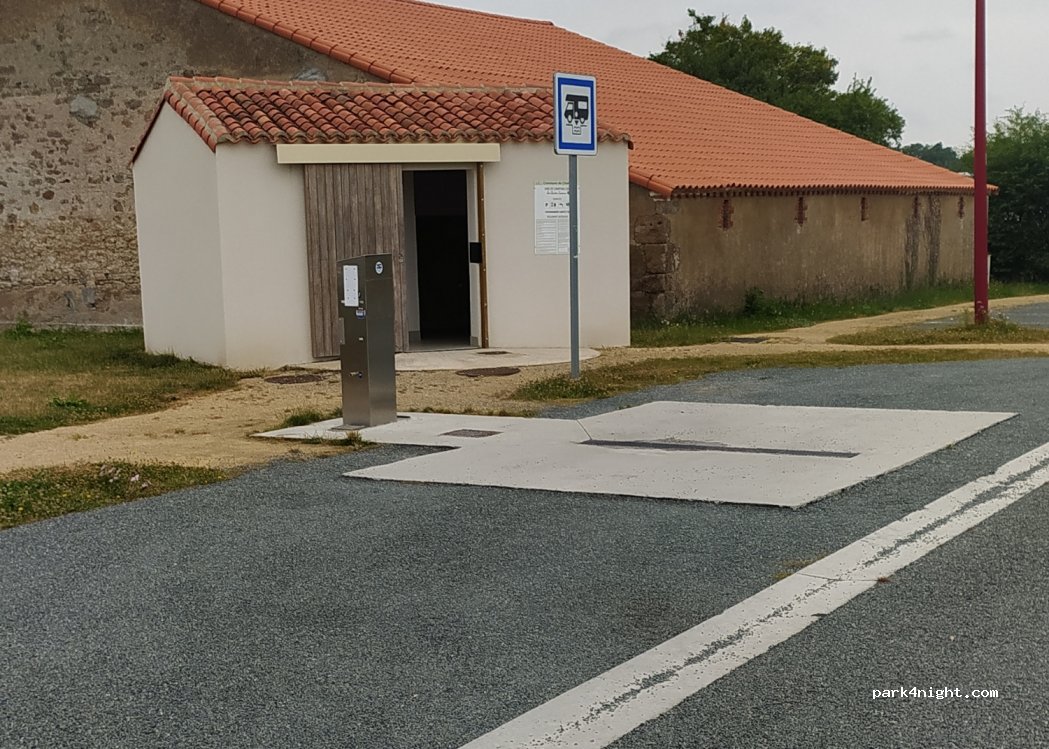 Aire de service de camping-car de Chanverrie