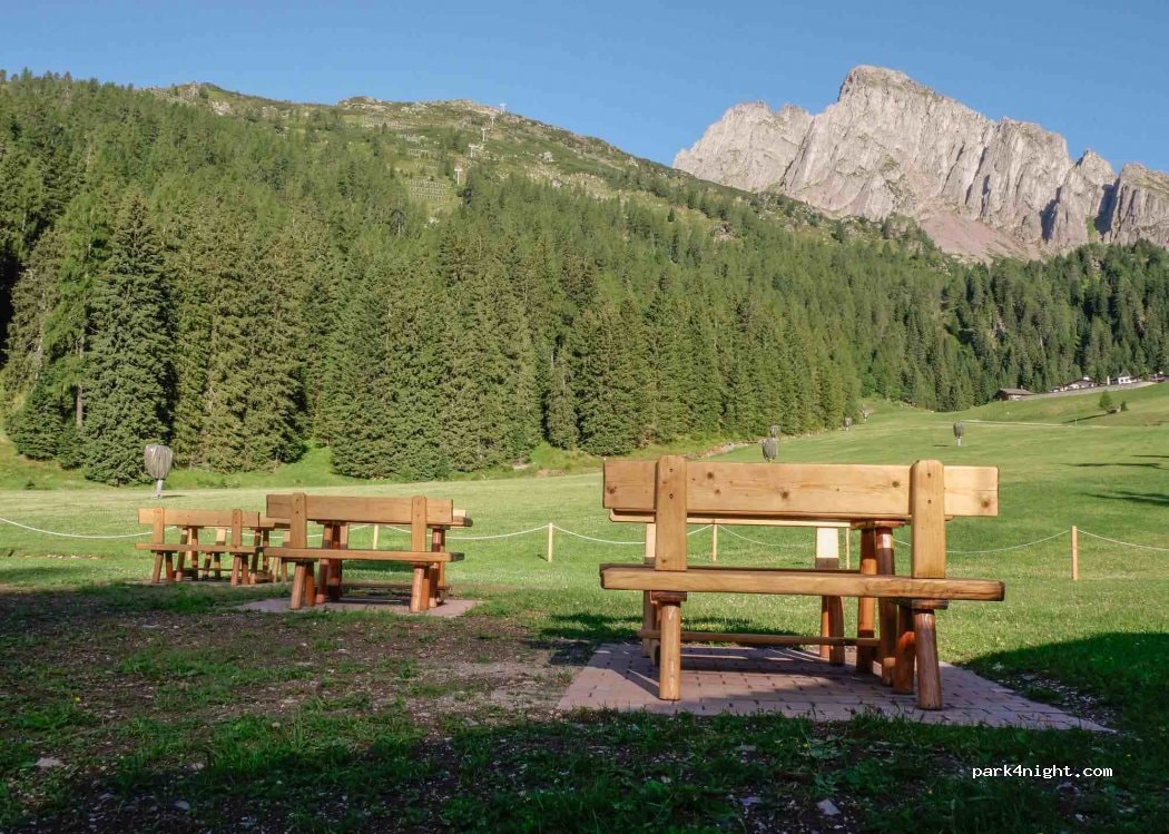 Area Sosta Camper Malga Ces