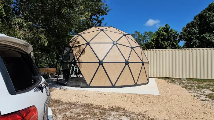 Domo de Las Flores Villas Termales Motorhome and RV Park