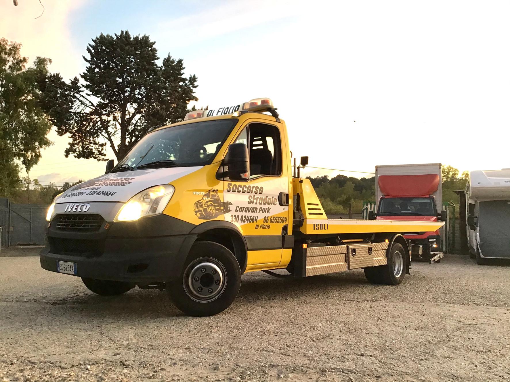 Soccorso Stradale e Rimessaggio Caravan Park