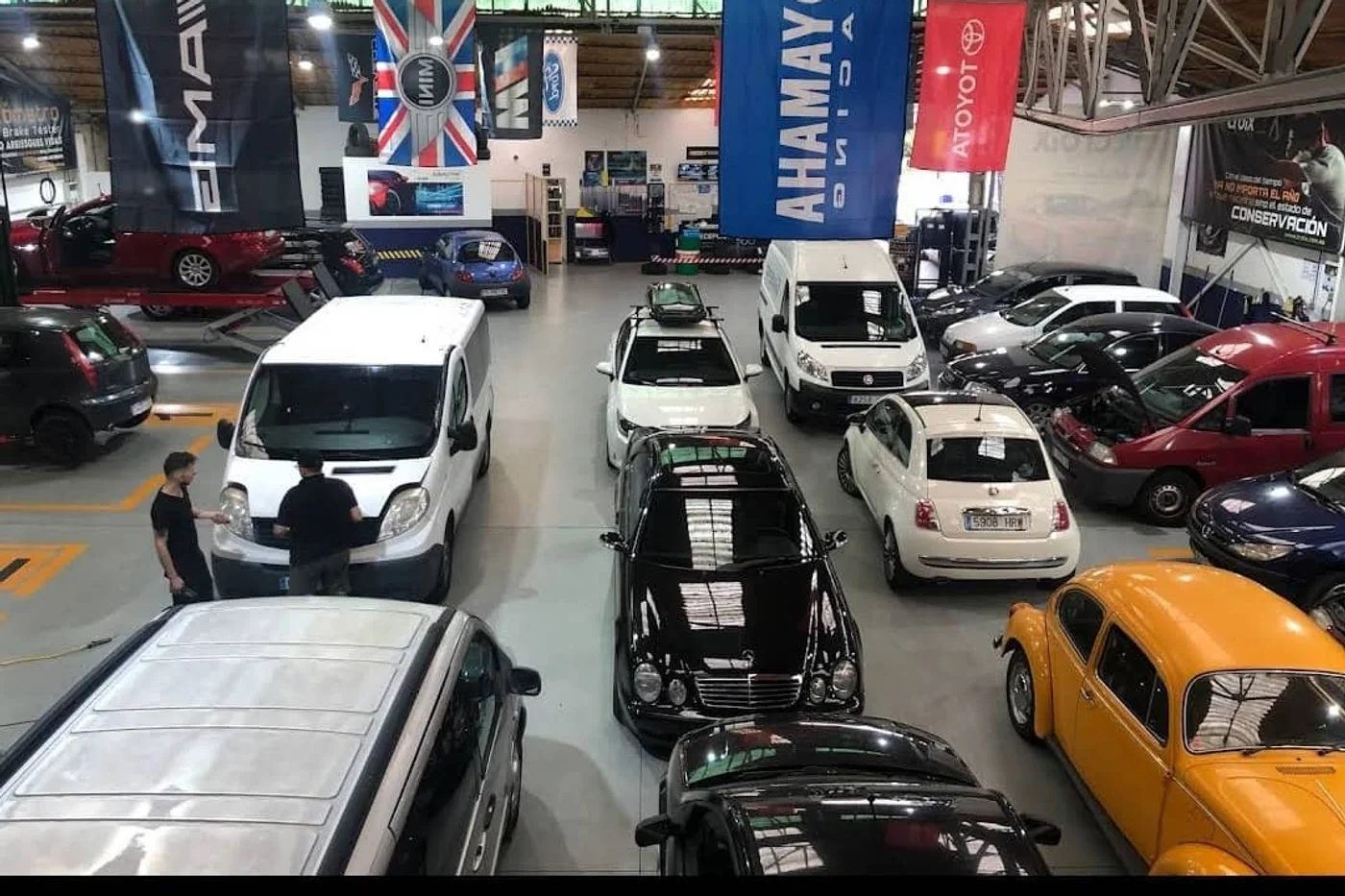 Taller Mecanico Y Mantenimiento Coches, Autocaravanas, Furgonetas