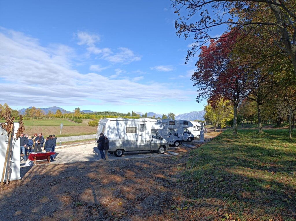 Area sosta Camper +camper service